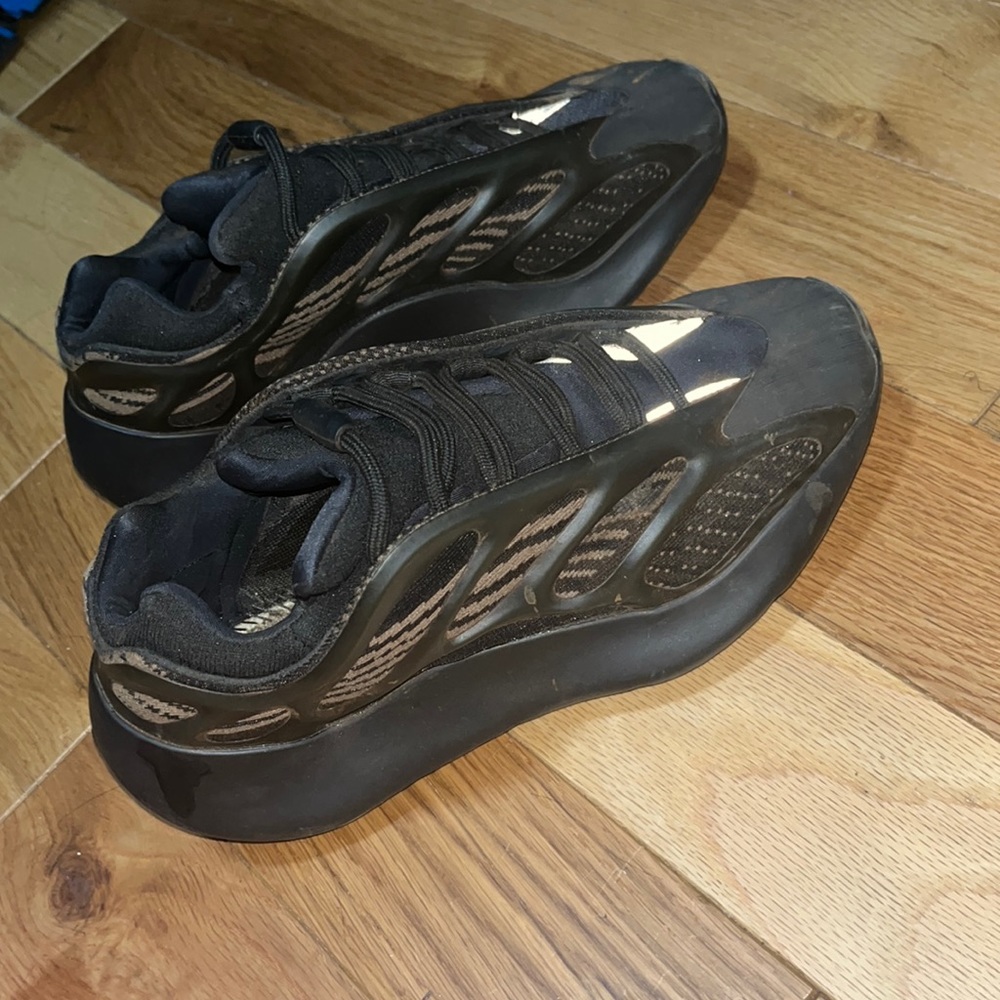 Yeezy Runners - image 1